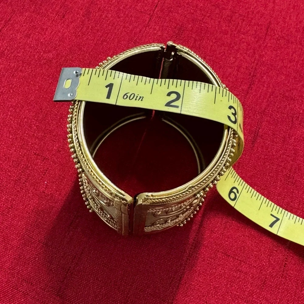 N/A egyptian gold